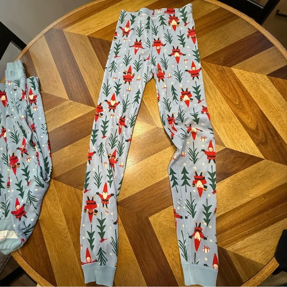 Hanna Andersson Kids Pajamas in Red and Green Gnome print